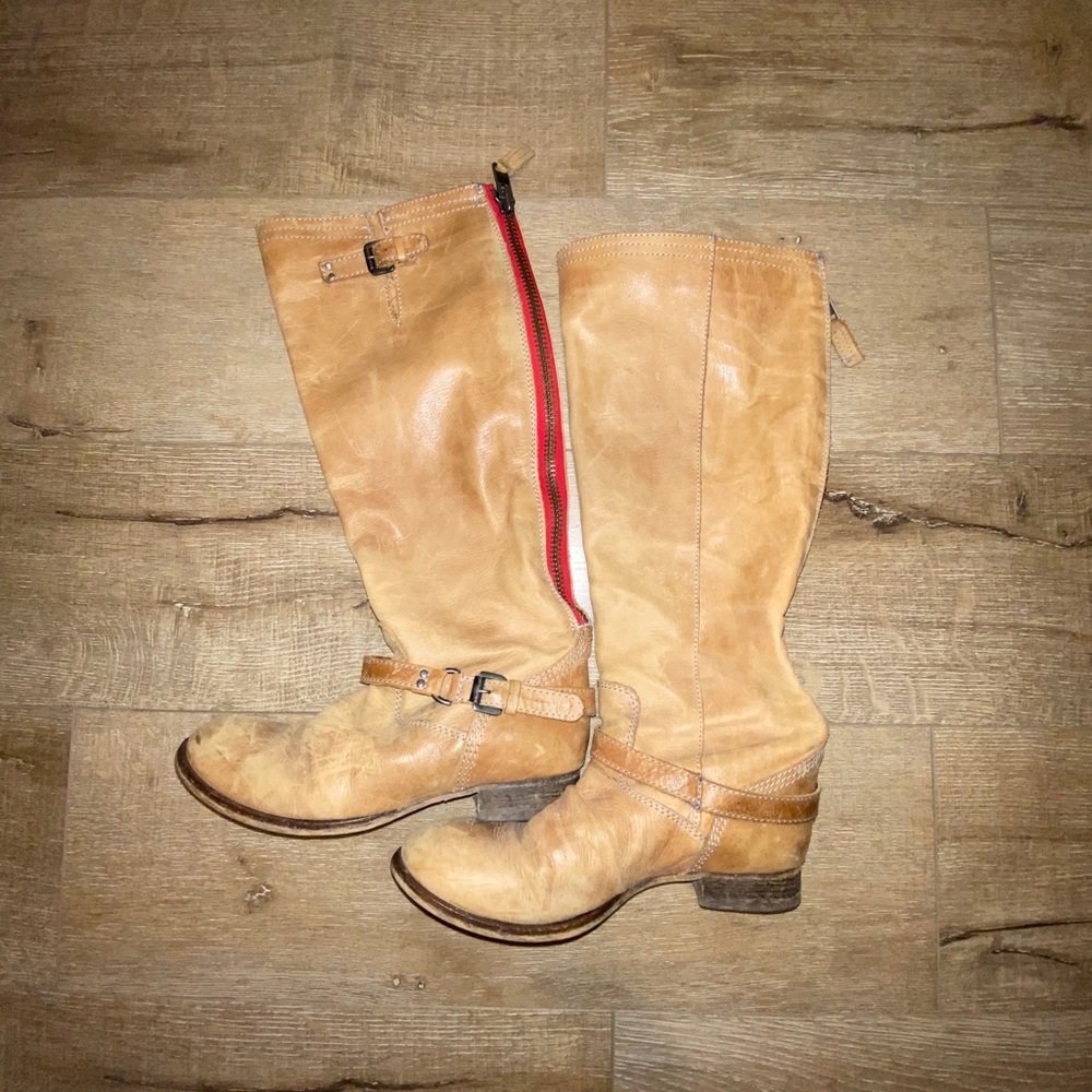 Steve Madden Tan Boots w/ Red zipper